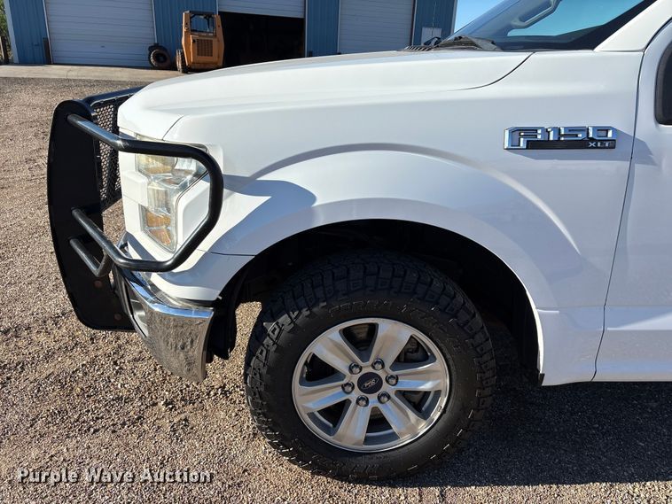 image for item EU4705 2015 Ford F150 XLT SuperCrew pickup truck