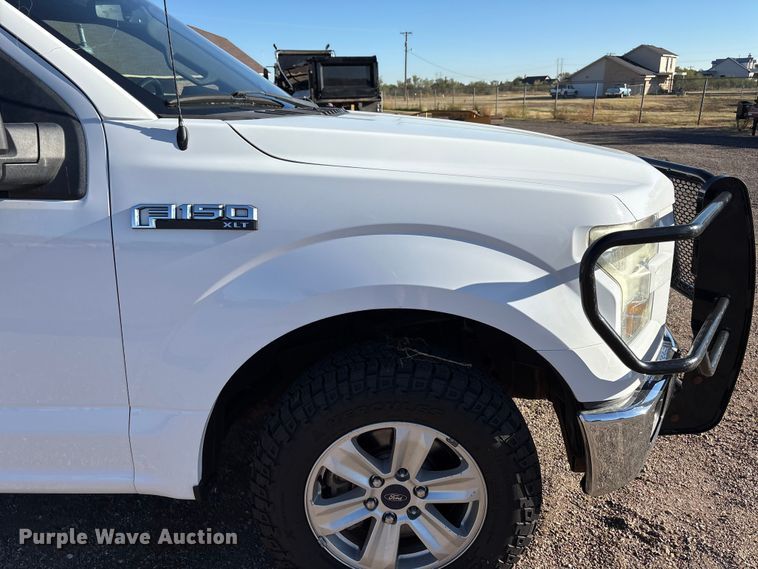 image for item EU4705 2015 Ford F150 XLT SuperCrew pickup truck