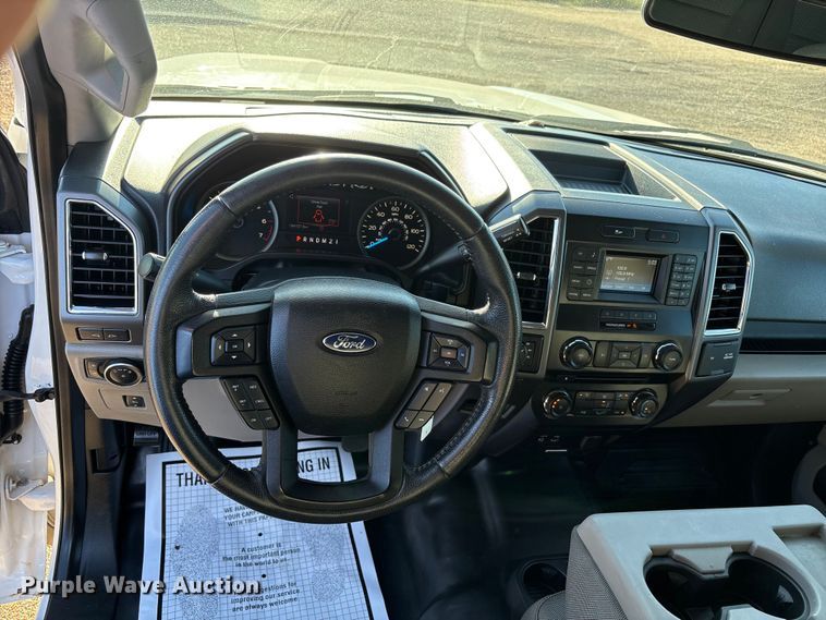 image for item EU4705 2015 Ford F150 XLT SuperCrew pickup truck