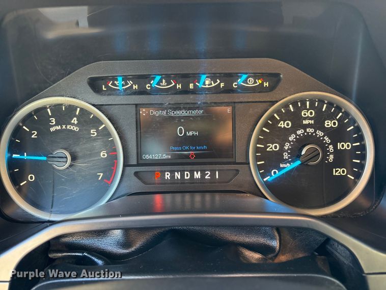 image for item EU4705 2015 Ford F150 XLT SuperCrew pickup truck