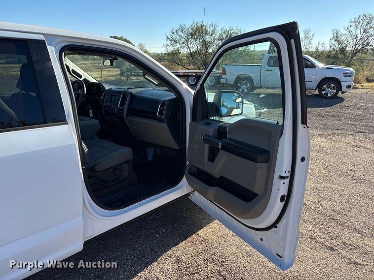 image for item EU4705 2015 Ford F150 XLT SuperCrew pickup truck