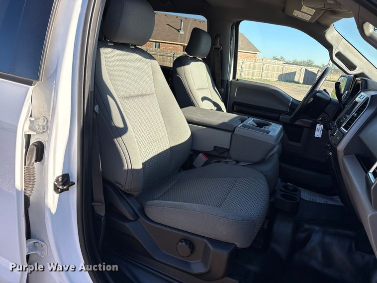 image for item EU4705 2015 Ford F150 XLT SuperCrew pickup truck