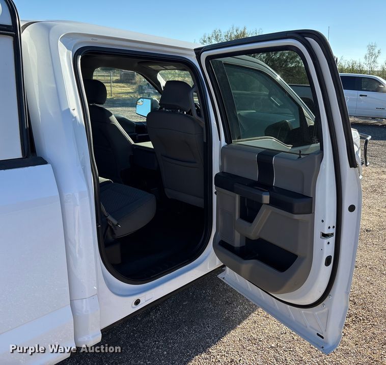 image for item EU4705 2015 Ford F150 XLT SuperCrew pickup truck