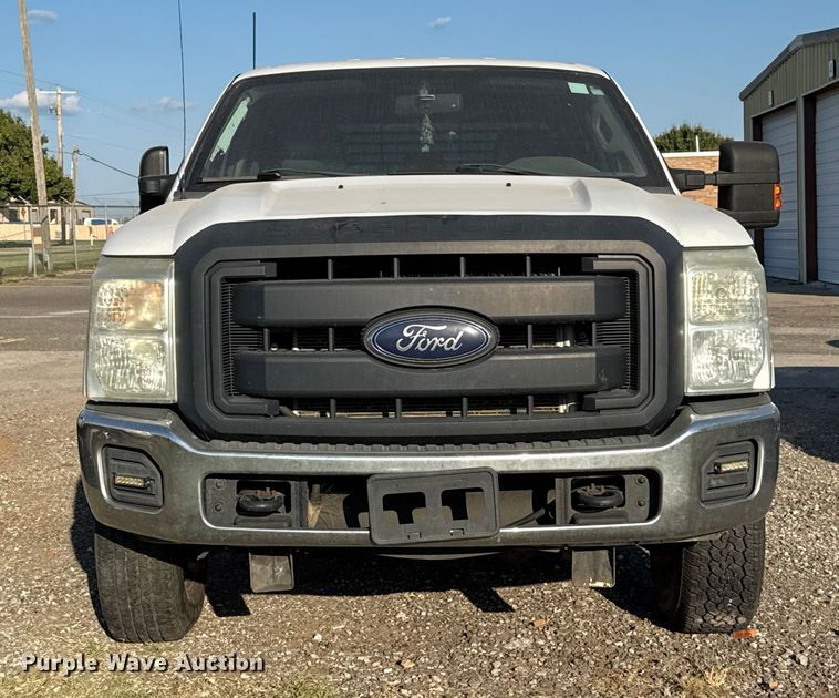 image for item EU5012 2015 Ford F250 Super Duty XL Crew Cab pickup truck
