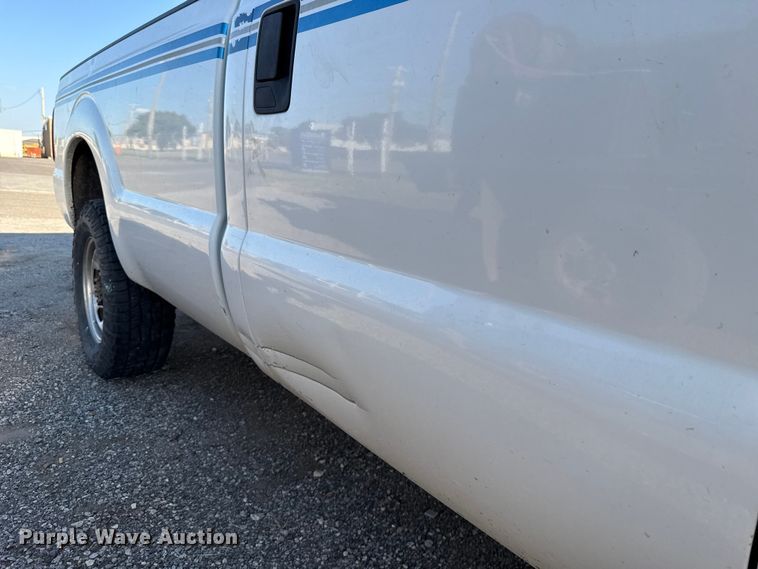 image for item EU5012 2015 Ford F250 Super Duty XL Crew Cab pickup truck