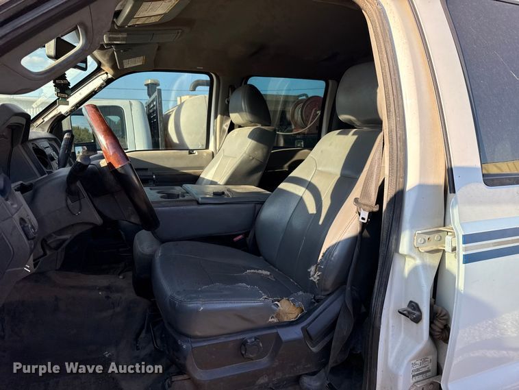 image for item EU5012 2015 Ford F250 Super Duty XL Crew Cab pickup truck