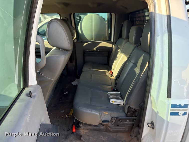 image for item EU5012 2015 Ford F250 Super Duty XL Crew Cab pickup truck