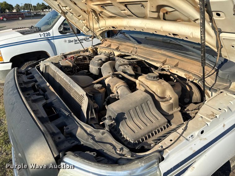 image for item EU5012 2015 Ford F250 Super Duty XL Crew Cab pickup truck