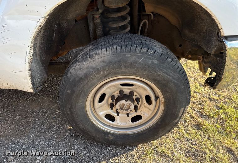 image for item EU5012 2015 Ford F250 Super Duty XL Crew Cab pickup truck