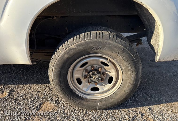 image for item EU5012 2015 Ford F250 Super Duty XL Crew Cab pickup truck