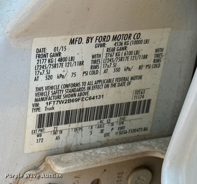 image for item EU5012 2015 Ford F250 Super Duty XL Crew Cab pickup truck