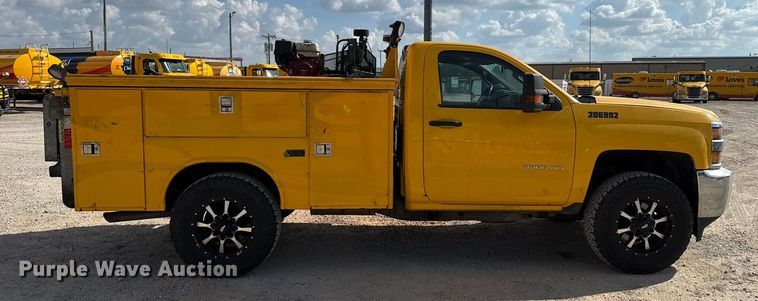 image for item EU5067 2018 Chevrolet Silverado 3500HD utility bed pickup truck