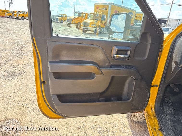 image for item EU5067 2018 Chevrolet Silverado 3500HD utility bed pickup truck