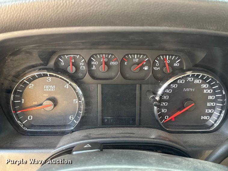 image for item EU5067 2018 Chevrolet Silverado 3500HD utility bed pickup truck