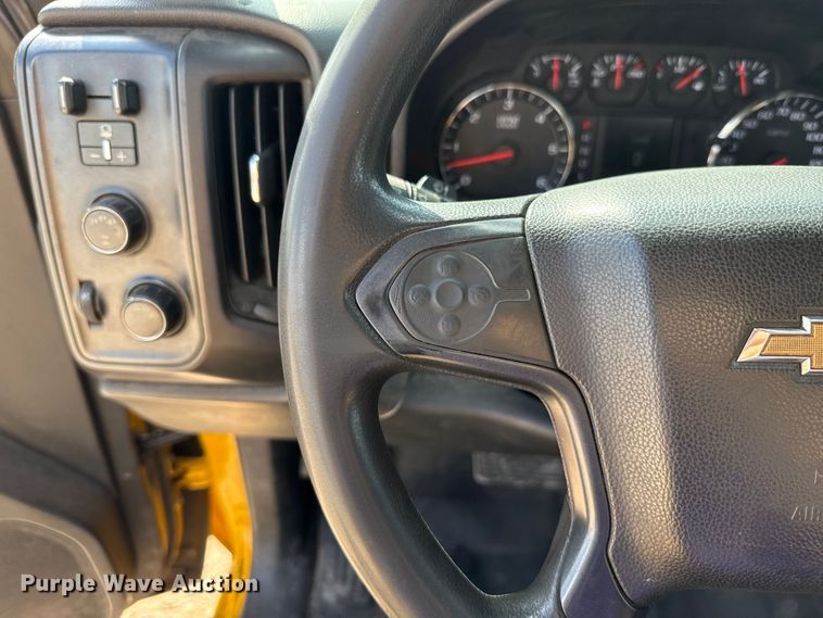 image for item EU5067 2018 Chevrolet Silverado 3500HD utility bed pickup truck