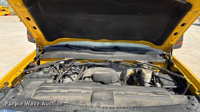 image for item EU5067 2018 Chevrolet Silverado 3500HD utility bed pickup truck