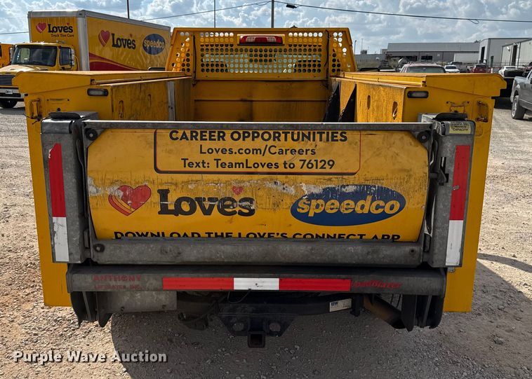 image for item EU5068 2018 Chevrolet Silverado 3500HD utility bed pickup truck