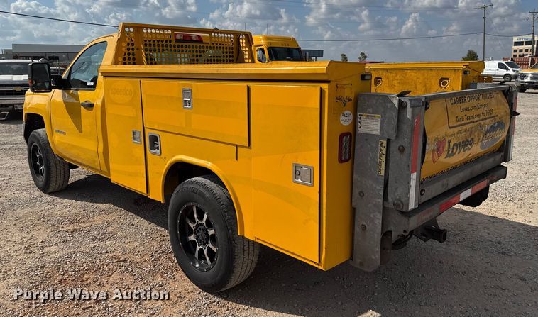 image for item EU5068 2018 Chevrolet Silverado 3500HD utility bed pickup truck