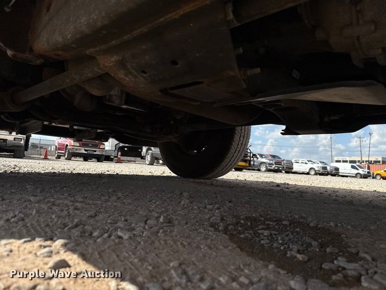 image for item EU5068 2018 Chevrolet Silverado 3500HD utility bed pickup truck