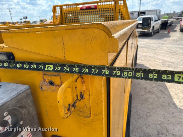 image for item EU5068 2018 Chevrolet Silverado 3500HD utility bed pickup truck