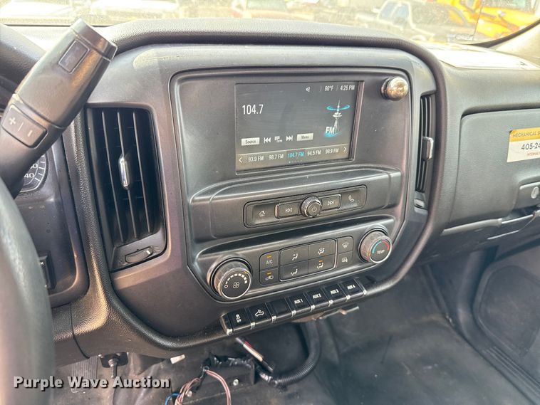 image for item EU5068 2018 Chevrolet Silverado 3500HD utility bed pickup truck