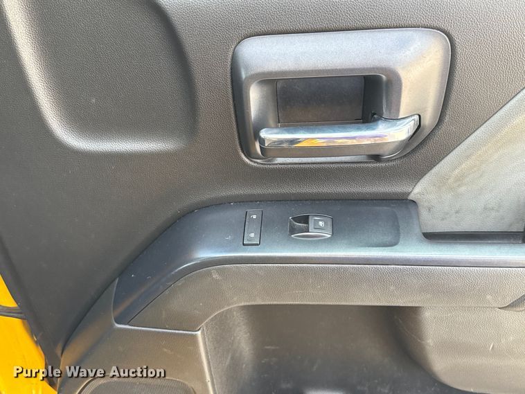 image for item EU5068 2018 Chevrolet Silverado 3500HD utility bed pickup truck