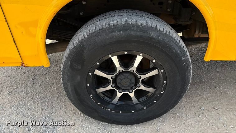 image for item EU5068 2018 Chevrolet Silverado 3500HD utility bed pickup truck