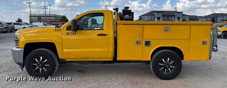 image for item EU5070 2018 Chevrolet Silverado 3500HD utility bed pickup truck