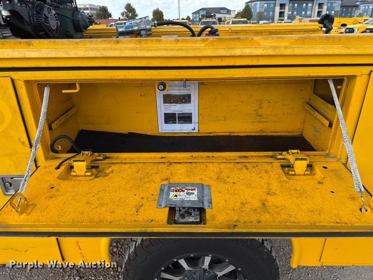 image for item EU5070 2018 Chevrolet Silverado 3500HD utility bed pickup truck