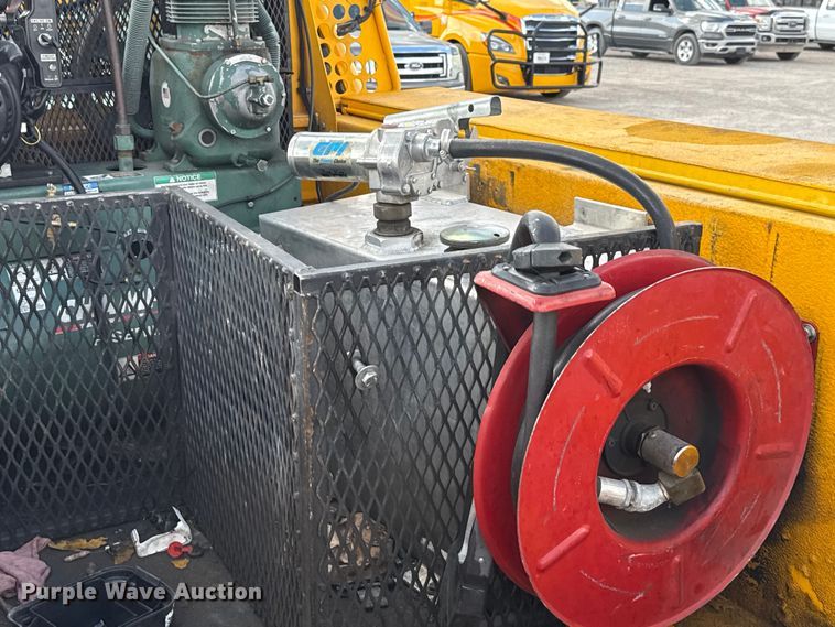 image for item EU5070 2018 Chevrolet Silverado 3500HD utility bed pickup truck