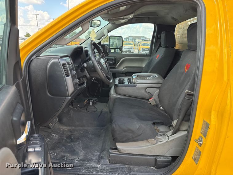 image for item EU5070 2018 Chevrolet Silverado 3500HD utility bed pickup truck