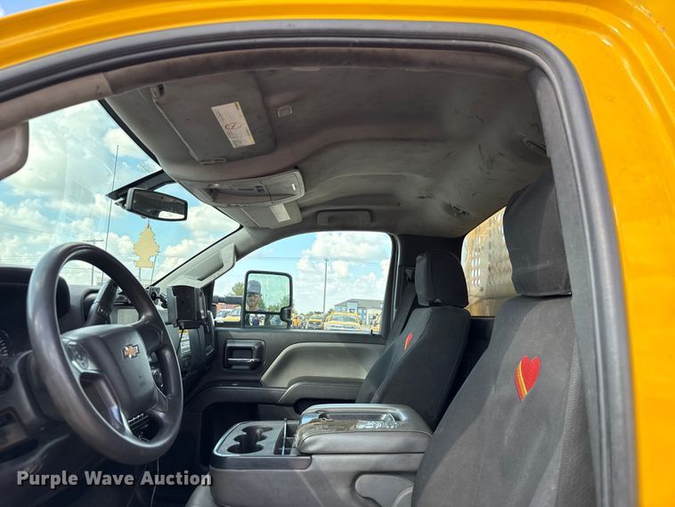 image for item EU5070 2018 Chevrolet Silverado 3500HD utility bed pickup truck