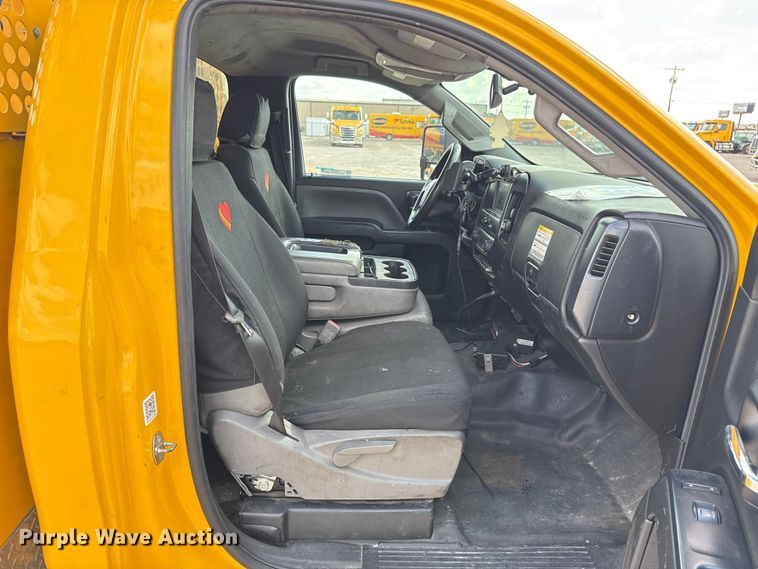 image for item EU5070 2018 Chevrolet Silverado 3500HD utility bed pickup truck