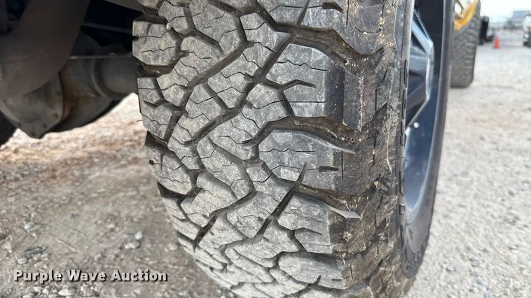 image for item EU5070 2018 Chevrolet Silverado 3500HD utility bed pickup truck