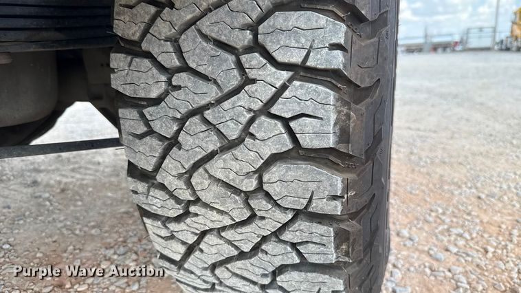 image for item EU5070 2018 Chevrolet Silverado 3500HD utility bed pickup truck