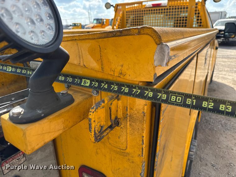 image for item EU5071 2019 Ford F350 Super Duty utility bed pickup truck