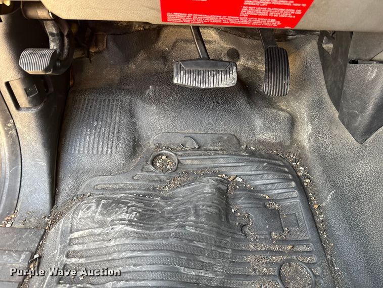 image for item EU5071 2019 Ford F350 Super Duty utility bed pickup truck