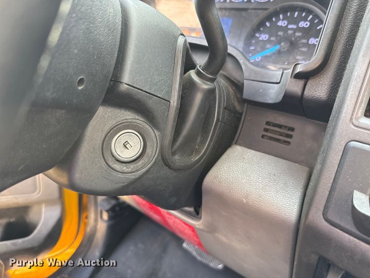 image for item EU5071 2019 Ford F350 Super Duty utility bed pickup truck