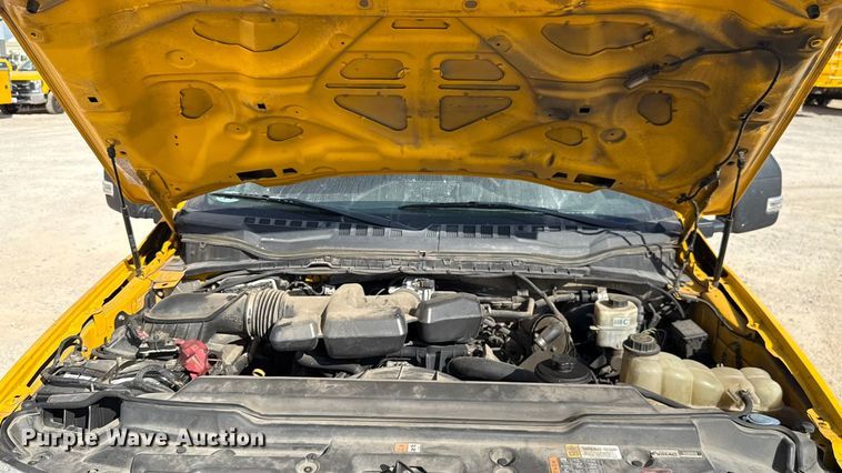 image for item EU5071 2019 Ford F350 Super Duty utility bed pickup truck