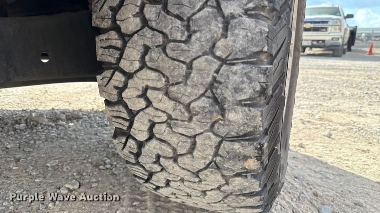 image for item EU5071 2019 Ford F350 Super Duty utility bed pickup truck