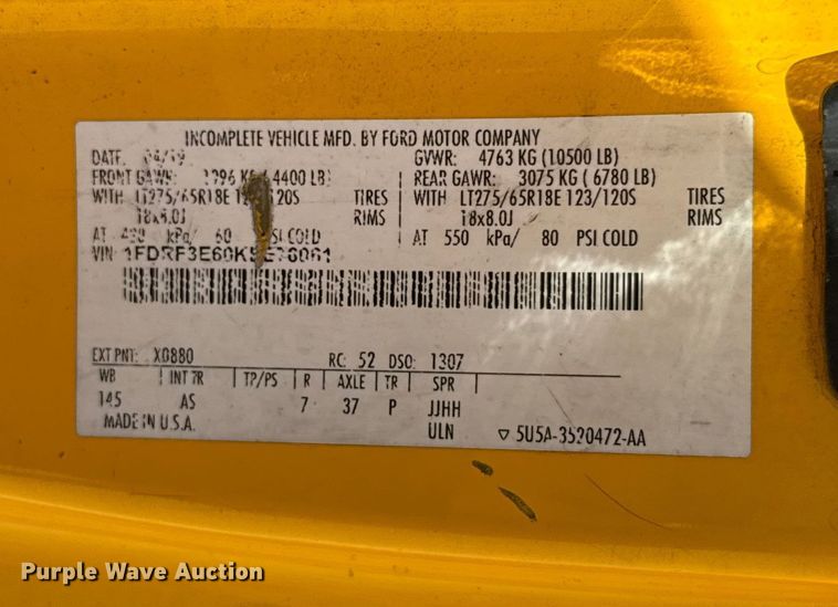 image for item EU5071 2019 Ford F350 Super Duty utility bed pickup truck