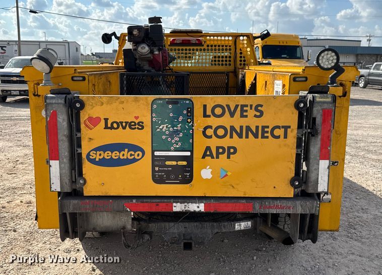 image for item EU5072 2018 Chevrolet Silverado 3500HD utility bed pickup truck