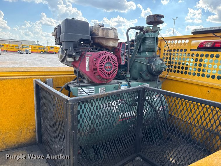 image for item EU5072 2018 Chevrolet Silverado 3500HD utility bed pickup truck