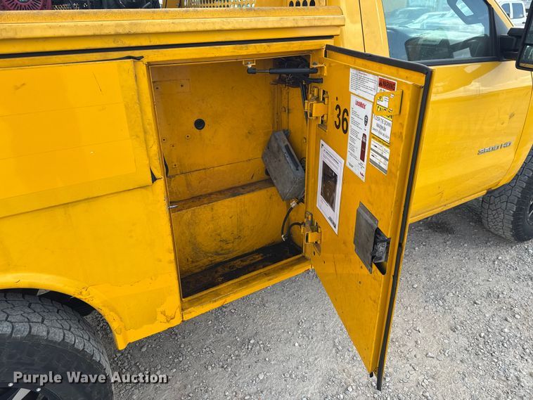 image for item EU5072 2018 Chevrolet Silverado 3500HD utility bed pickup truck