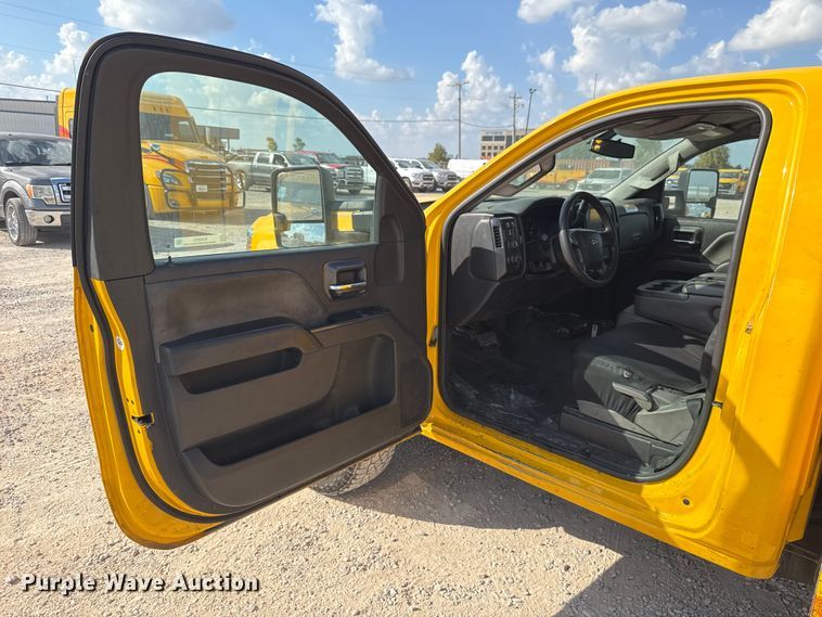 image for item EU5072 2018 Chevrolet Silverado 3500HD utility bed pickup truck