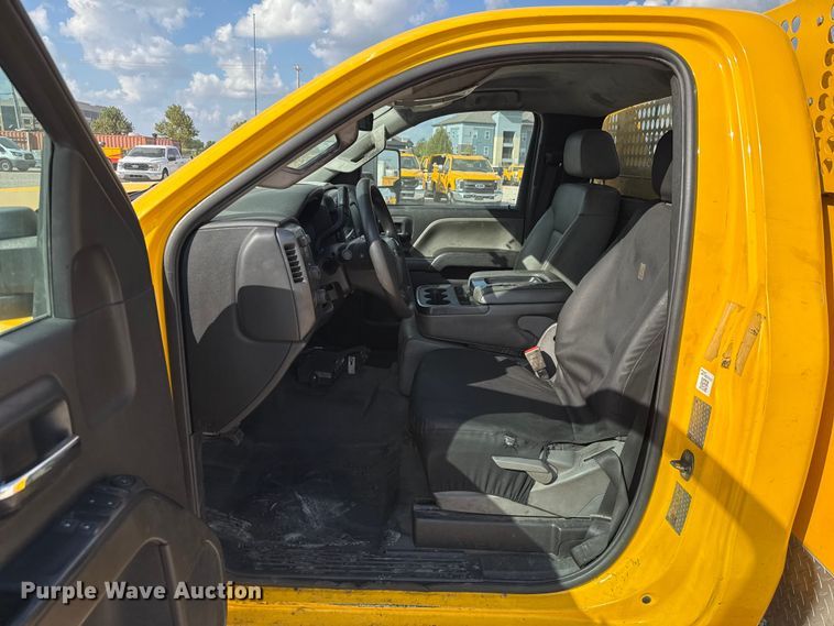 image for item EU5072 2018 Chevrolet Silverado 3500HD utility bed pickup truck