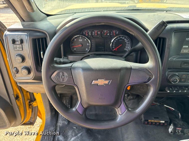 image for item EU5072 2018 Chevrolet Silverado 3500HD utility bed pickup truck