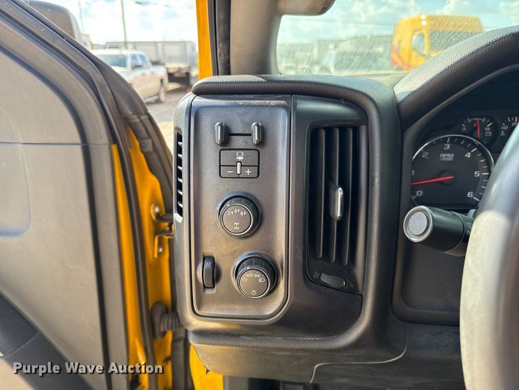 image for item EU5072 2018 Chevrolet Silverado 3500HD utility bed pickup truck