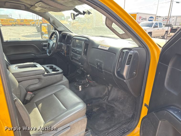 image for item EU5072 2018 Chevrolet Silverado 3500HD utility bed pickup truck