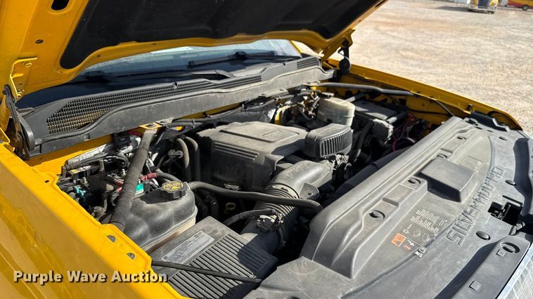 image for item EU5072 2018 Chevrolet Silverado 3500HD utility bed pickup truck